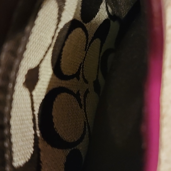 COPY - GUC Coach Legacy Purple Leather Monogram Canvas Shoulder Bag - Picture 6 of 14